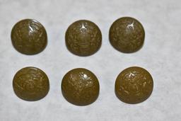 British. Twelve Military Buttons