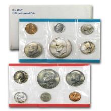 1978 United States Mint Set  includes 2 Eisenhower Dollars
