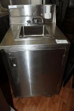 Yukon Single Compartment Portable Sink w/ Hot Water Heater
