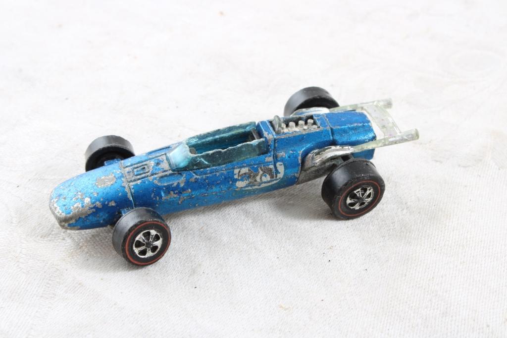 5 Hot Wheels Redlines 1968 Winnipec, 1967 Custom