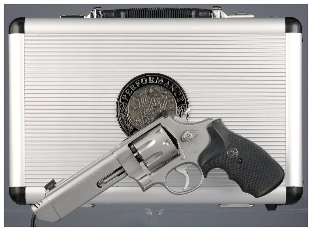 Smith & Wesson Performance Center Model 627-3 V8 Revolver