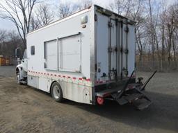 2009 International 4300 S/A Curb Van