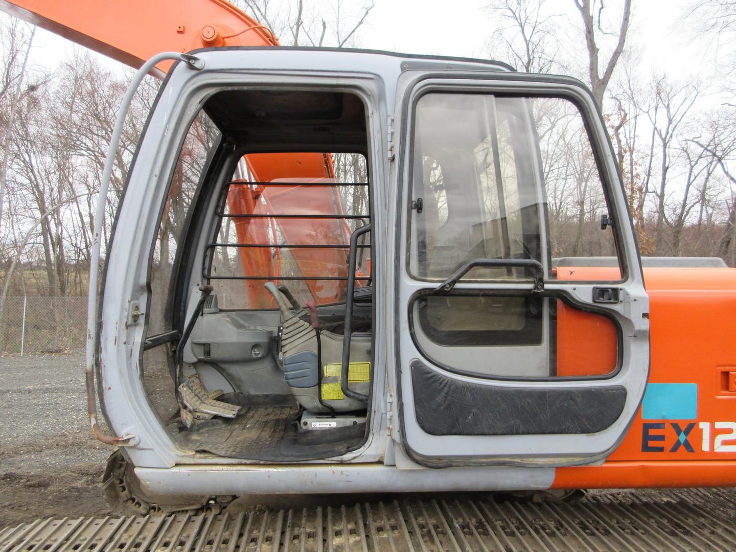 Hitachi EX120-5 Hydraulic Excavator