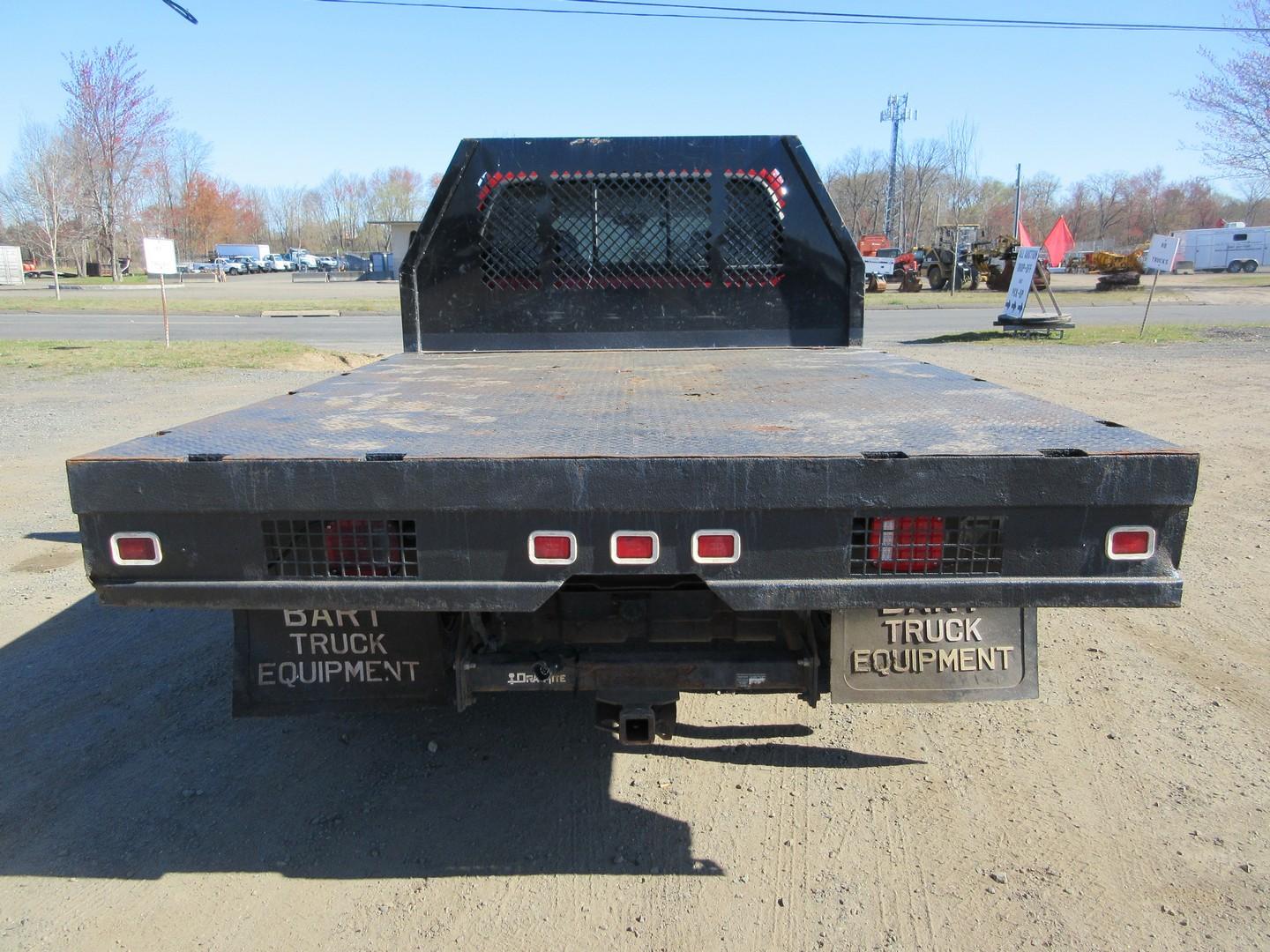 2005 Ford F-550 Lariat S/A Flatbed Truck