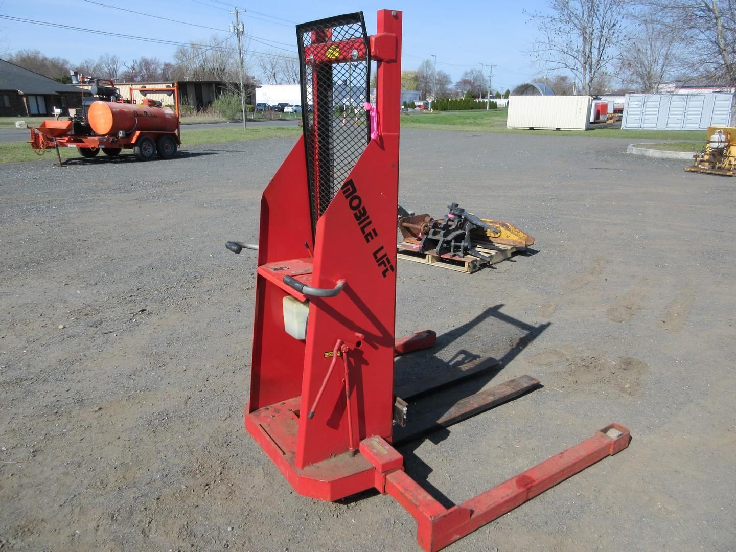 Mobile Lift B60CSA Electric Forklift