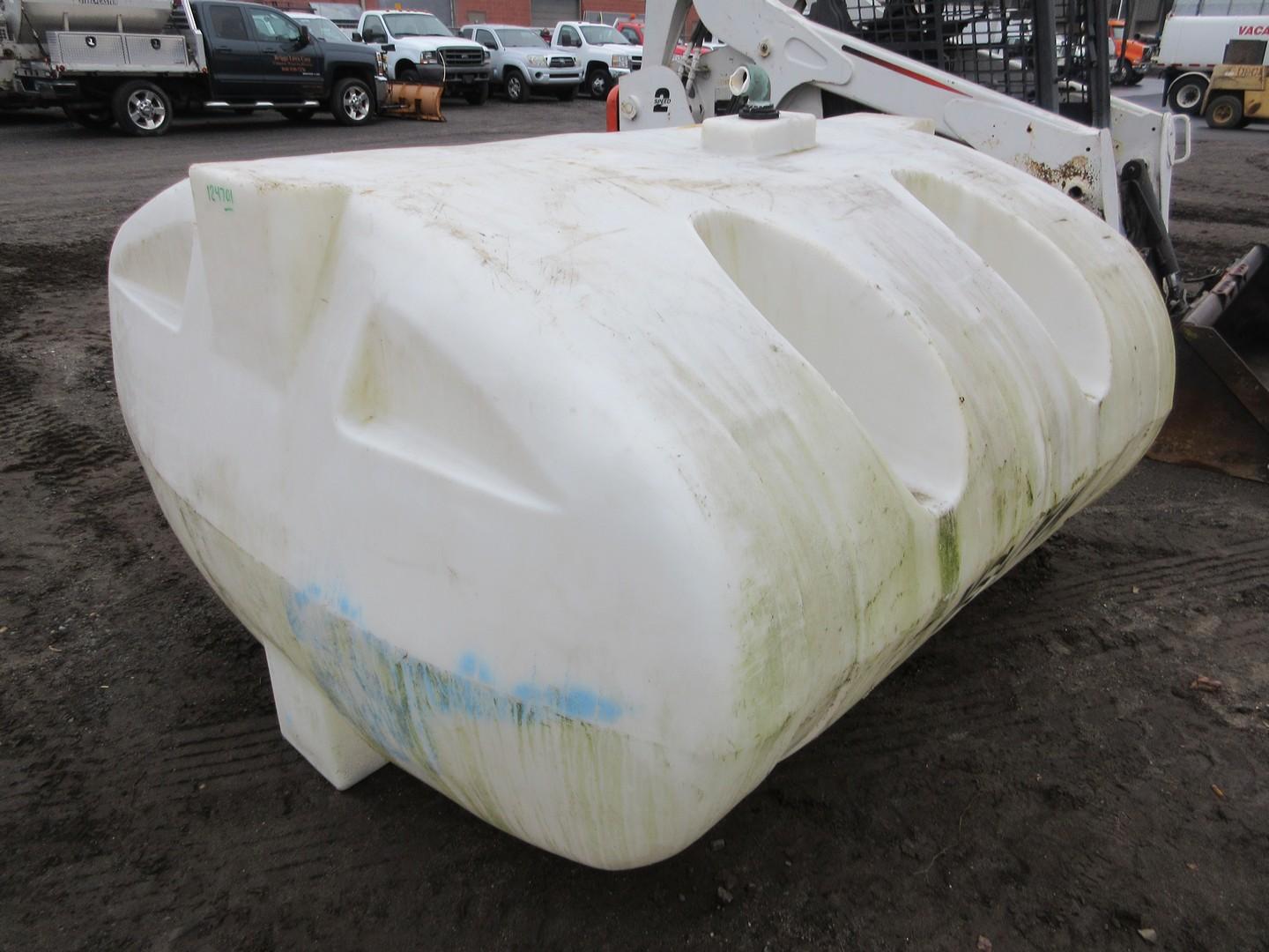 1000 Gallon Plastic Water Tank