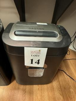 ROYAL CROSSCUT PAPER SHREDDER MODEL: 1620MX