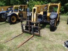 2007 CAT TL642 (6000 lb) material telehandler serial nu