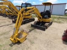 KOMATSU PC30MR excavator w/ 24" digging bucket, 12" met