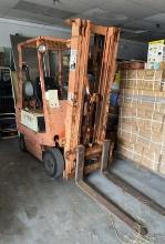 TOYOTA 3 STAGE SIDE SHIFT PROPANE FORKLIFT