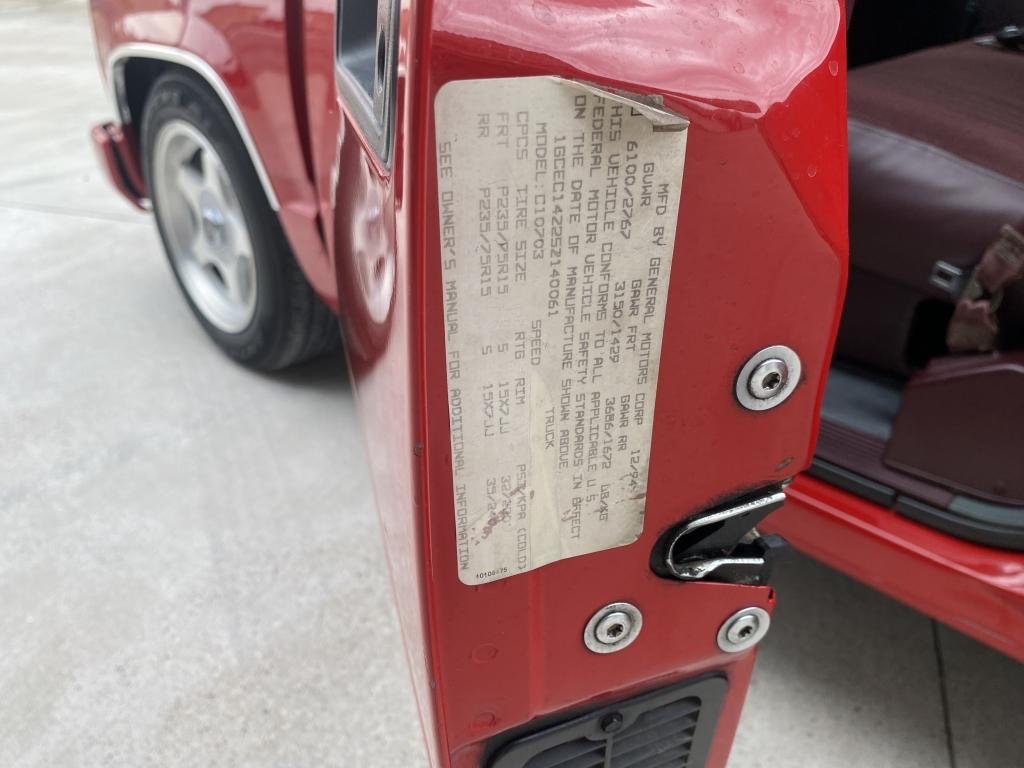 1995 Chevy 1/2 ton SWB  NO RESERVE