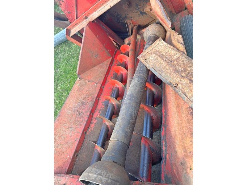 Dion Double Auger Forage Blower with Blower Pipes