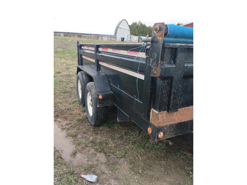 12'x7' Tandem Dump Trailer Sells With Ownership