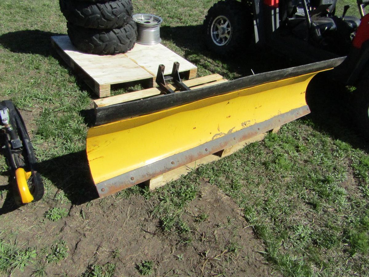 21. SNOW PLOW BLADE FITS POLARIS RZR