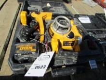 623. DEWALT DW077 CORDLESS 18 V ROTARY LASER, CHARGER, STAND, CASE,