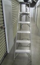 Husky 6 Foot Aluminum Step Ladder (NO SHIPPING YHIS LOT)