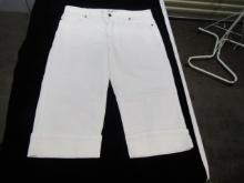 New Ladies White Capri Jeans By Lee