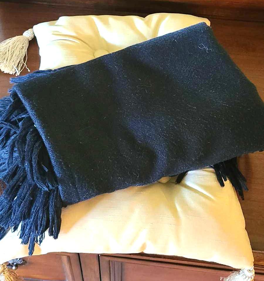 Pillow, Throw and Items $1 STS