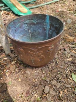 Antique Pots $1 STS