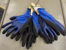 West Chester Liquid protection, Yard Garden Gloves, Medium/Large, Woman?s Retails as $15.99/each
