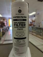 GE Under Sink Replacement Filter, Appears to be New in Open Box Retail Price Value $43, What you see