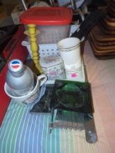 (UPBR1) LOT OF MISCELLANEOUS ITEMS TO INCLUDE, COFFEE MUG, ASHTRAY, EXTENDING MIRROR, CONTAINERS,
