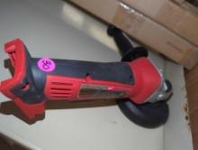 Milwaukee (Tool ONLY) M18 FUEL 18V Lithium-Ion Brushless Cordless 4-1/2 in./5 in. Grinder w/Paddle