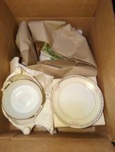 (GAR) BOX LOT OF ASSORTED GLASSWARE TO INCLUDE, VINTAGE 60s HAND-PAINTED EMBOSSED FLOWER OBLONG