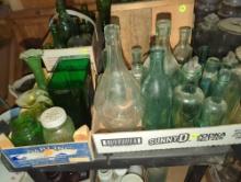 (GAR) LOT OF ASSORTED GLASS ITEMS TO INCLUDE, GARTONS H. P. SAUCE, DUMFRIES MESSAGE IN A BOTTLE