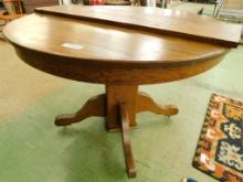 Oak Round Table with 1 Leaf
