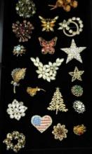 Tray Lot of 20 Vintage Costume Jewelry Brooches