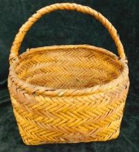 Vintage Handled Basket - 11.25" x 11.25" x 11.25"