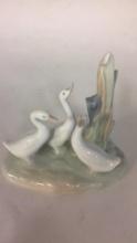 NAO BY LLADRO FIGURINE "3 GEESE GROUP"