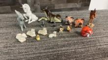 COLLECTION OF MINIATURE FARM ANIMAL FIGURINES