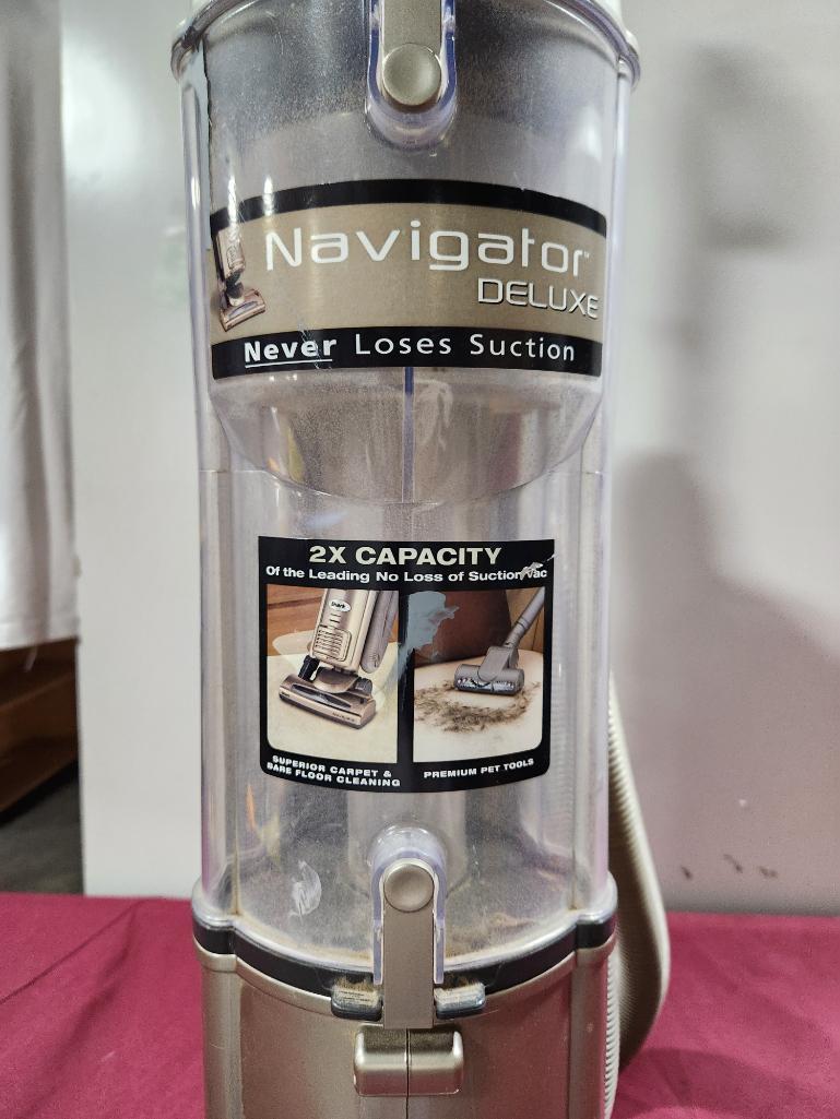 Shark Navigator Deluxe Vacuum Cleaner