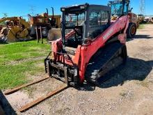 KUBOTA SVL90-2 RUBBER TRACKED SKID STEER SN:13564 powered by Kubota diesel engine, equipped with