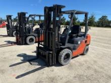 2015 TOYOTA 8FGU25 FORKLIFT SN:8FGU25-64923 powered by LP engine, equipped with OROPS, 5,000lb lift