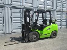 NEW 2023 SDC FG30L 6,500lbs FORKLIFT SN 04737S equipped with 4 cyl dual fuel (gasoline / LPG)
