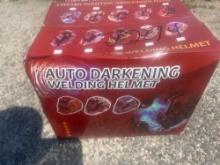 NEW AUTO DARKENING WELDING HELMET NEW SUPPORT EQUIPMENT