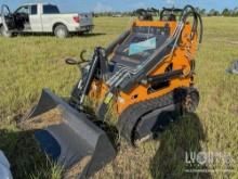 NEW LANDHERO LDH-BC380 MINI TRACKED...LOADER...SN:1144-49... powered by 23hp engine, equipped with