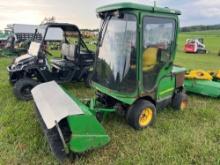 JOHN DEERE 1435 COMMERCIAL MOWER 4x4, powered by diesel engine, equipped with ROPS, mower deck,