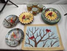 LENOX WINTER GREETINGS EVERYDAY CARDINAL DISH SET (4) & 2 CARDINAL PLATE HANGERS