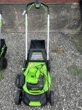 GreenWorks Pro 60V Self Propelled Lawn Mower