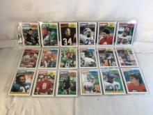 Lot of 18 Pcs Collector Vintage NFL Football Sport Trading Assorted Cards and Players - See Pictures