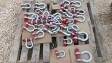 2024 LOT OF ASSORTED NEW LIFTING CLASPS,  AS IS WHERE IS