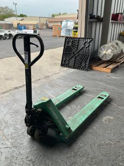 MITSUBISHI HYDRAULIC PALLET JACK, APPROX MAX CAPACITY 5500LBS