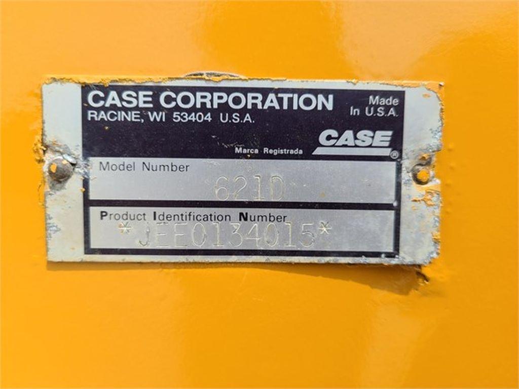 Case 621D Wheel Loader