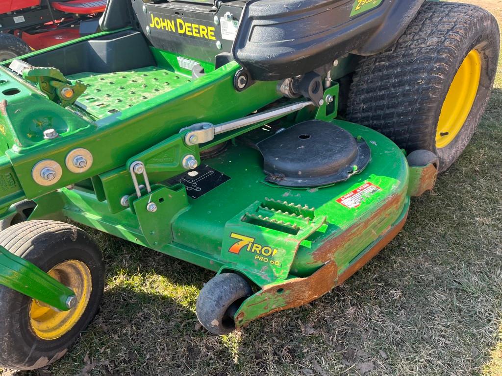 2020 John Deere Z955R Zeroturn