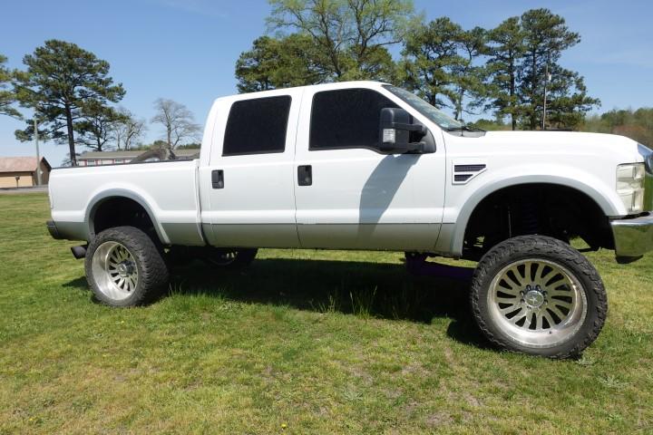 #901 2008 FORD F250 6.4 DIESEL 4 DOOR 4 WD 6" LIFT WITH 4 EXTRA TIRES 19111