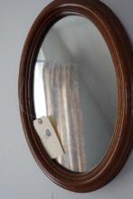 OVAL MAHOGANY FRAMED MIRROR 18 INCH LONG